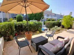 The Ixian Emerald Guest House - Image 3