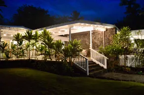 Modern Hawaiian Cottage - Ocean Across the Street - Image 4