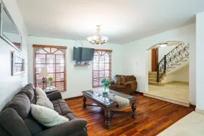 Entire house for 8 people with Wi-Fi - Image 5