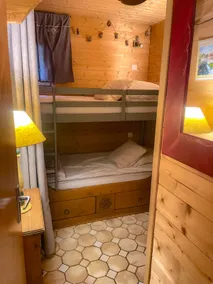 Ground floor apartment Chalet – 2 min walk to the slopes, 7 from the city - Image 5