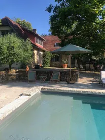 House with pool overlooking the Pyrenees - Image 3