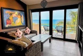 Beautiful Room with Ocean Views - Image 4