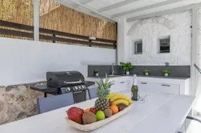 Twin's House1 - With shared Pool - Image 5