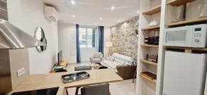 1BR stone walls • City center • Beach 5 min walk - Image 2