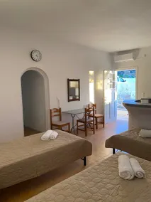 Ios village view 3 - Image 2