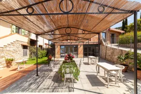 Loft in an old Tuscan barn near Florence - Image 4