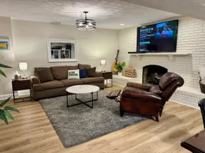 Spacious 1BR/1BA Basement Apt. w/ Private Entry - Image 2