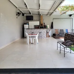 House, Swimming pool, full balcony and suite with air - Image 5