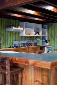 Spacious chalet with a tub and panoramic views. - Image 5