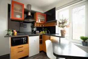 Bright Romantic Apartment Flowers – City Escape - Image 5