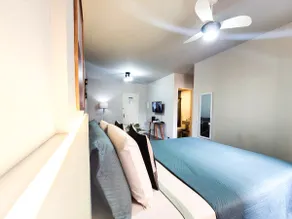 Cozy Studio in the Center - Image 4