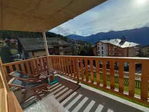 At the foot of the cabins, charming 5 rooms with balcony - Image 4