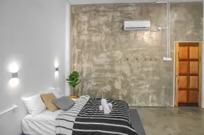 3 BDR shoplot style homestay Yong Peng three rooms. - Image 5