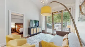 Archways at the Lincoln Park Zoo 2bed/2ba - Image 2