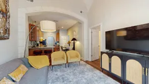 Archways at the Lincoln Park Zoo 2bed/2ba - Image 5