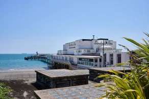 Enjoy Sandown, Victorian bank, Ferry discount - Image 2