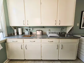 Two bedroom self-contained apartment - Image 5