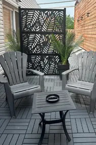Rosemont Oasis 1BR 2BA near Metro - Image 2