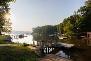 Wake Up on the Water | Lakefront Duplex /w Dock - Image 4