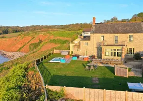 Beachfront-Sleeps 22 (+) hot tub-swim spa - Bar - Image 2