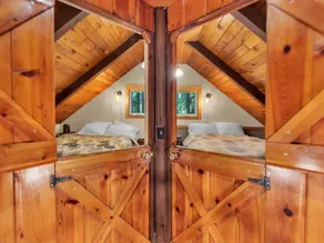 Charming Log Cabin at Lake Cushman - Image 4
