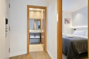 Vale Suites, Penthouse • 1 Bedroom • 2 Private ... - Image 2