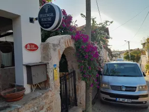 Ground floor stone house in Datça Palamutbükü region - Image 2