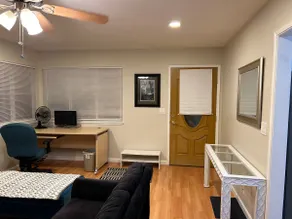 Pet Friendly 2BR near El Camino Hospital - Image 2