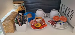 Modern house and breakfast items - Image 2