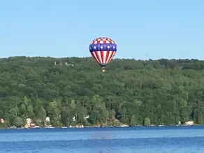 Cayuga Lakefront Getaway - Image 2