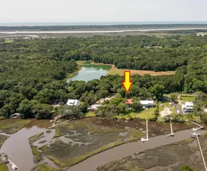 Vacation Time in Charleston: 15 min to Beaches - Image 3