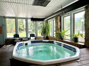 Cozy Getaway in Mtns: Breck, Hot tubs, Pool, Relax - Image 3