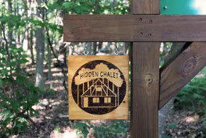 Hidden Chalet - Cozy Fall Escape in Arrowhead Lake - Poconos Getaway - Image 4