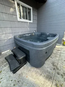 Lake Valley Cottage~Private Beach Access I Hot Tub - Image 4