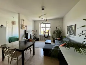 Spacious home: Tempur, park view and washing machine - Image 2