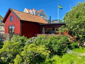 A unique house with sea view - Image 3