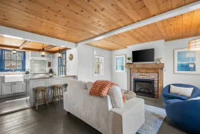 HGTV Featured Cape Cottage Minutes to Beaches - Image 3