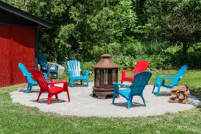 La Datcha 20 Acres Private Spa, with Pool, Jacuzzi & Wood Burning Sauna - Image 3