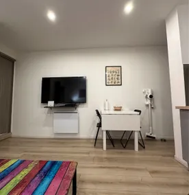 2 rooms Hyper Centre Equipped and Comfortable Toulon - Image 3