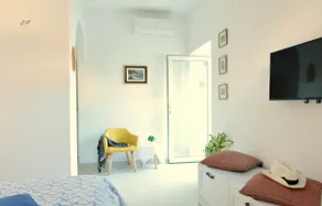 Lusi Capri House  - Image 3