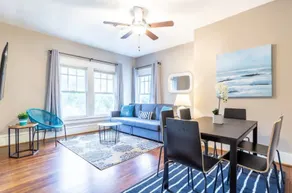 2BR Classic Montrose Mansion |Downtown Med Center - Image 2