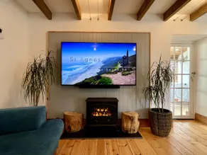 Stylish Cottage - Walk to Beach & Pubs & Fast WiFi - Image 4