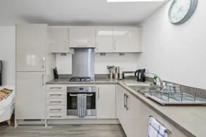 Finders Nook - Home From Home. \nStay, work, rest or play near Goodwood - Image 4