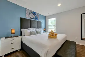 Family 3BR • Hot Tub • Resort Access - Image 3
