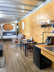 Container Home GREAT Countryside Views COZY Stay - Image 3