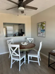Beautiful Old Naples Waterfront Condo - Image 4