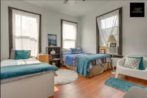 Sleep 12! Home 3 stops to NYC! Mr. Beast’ Favorite - Image 2