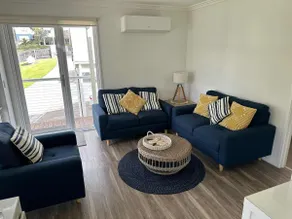 McMillans of Metung Coastal Resort - Villa 23 - Image 4