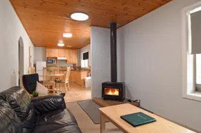 Lodge - Image 2