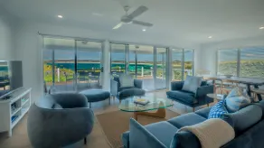 Privacy with Spectacular Views On The Ocean Front - Image 2